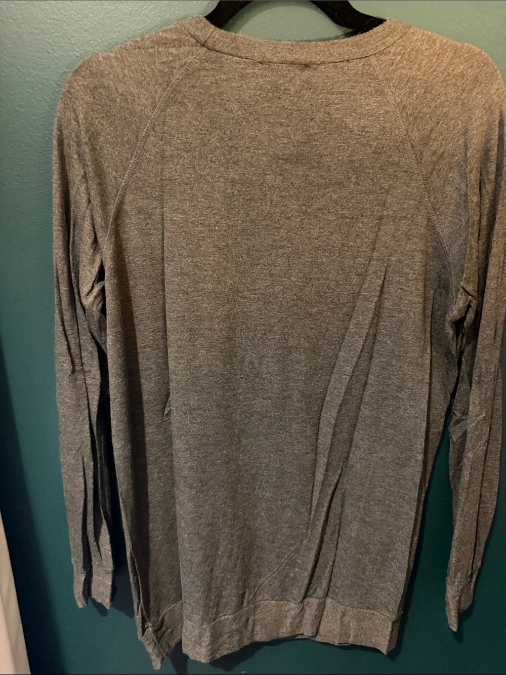 Wanderlust Graphic Crewneck Sweater - Gray